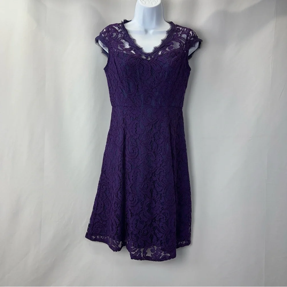 Adrianna Papell Deep Purple Lace Dress Size 4 Petite - Picture 2 of 8